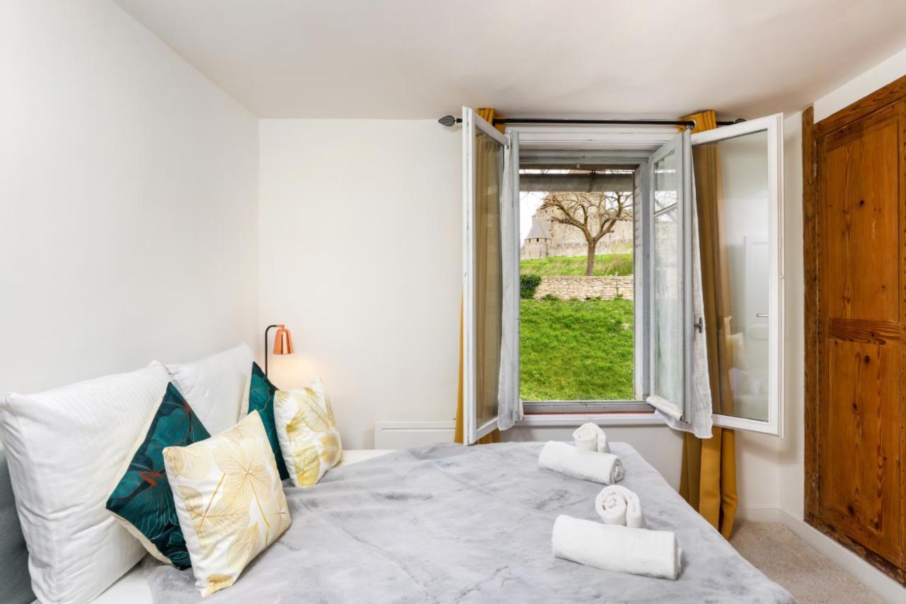 Apartamento Le Pied A Terre De La Cite - Parking Au Pied De La Cite Carcasona Exterior foto