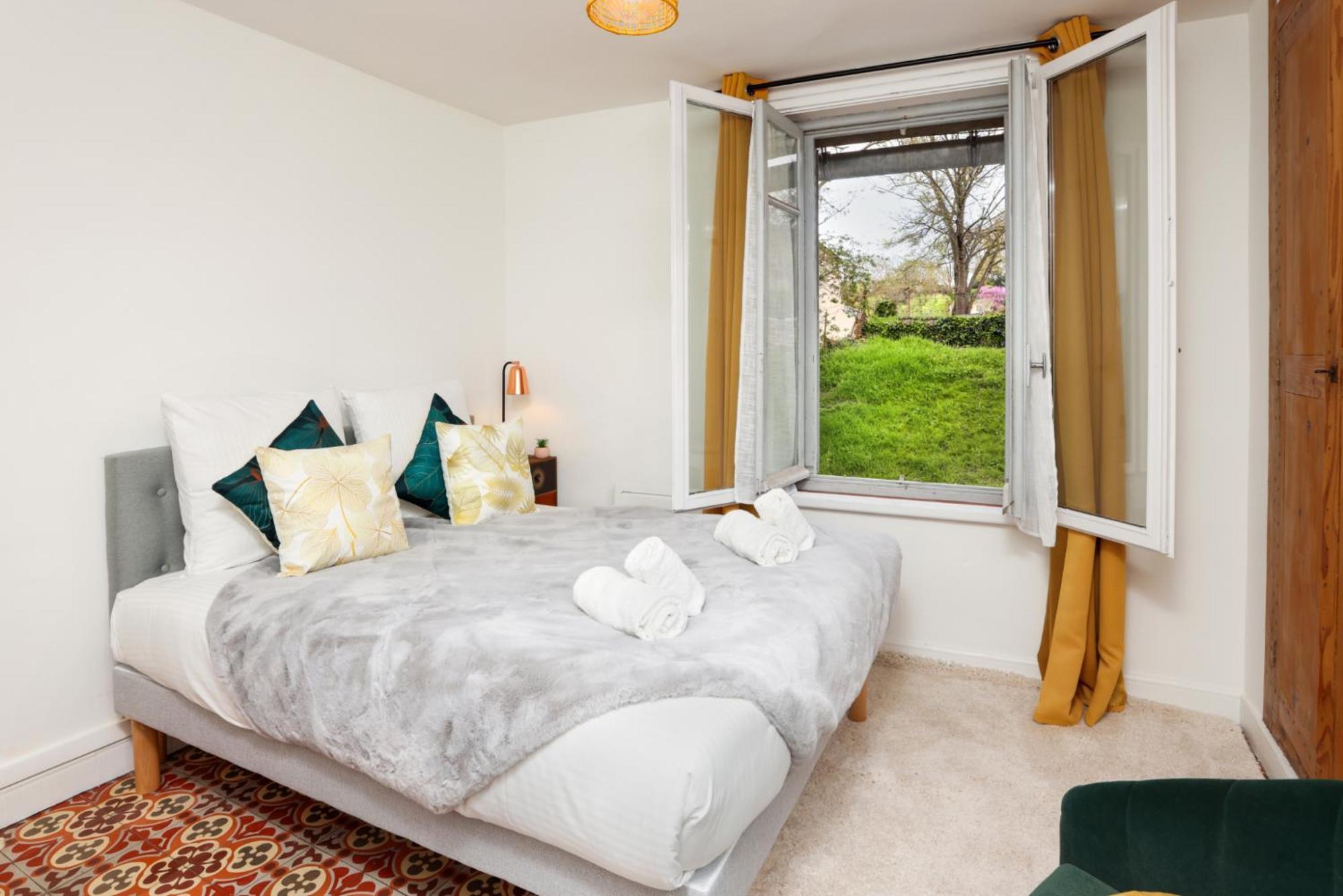 Apartamento Le Pied A Terre De La Cite - Parking Au Pied De La Cite Carcasona Habitación foto
